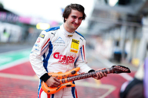 Ben Dörr ist großer Fan von der Kultband AC/DC