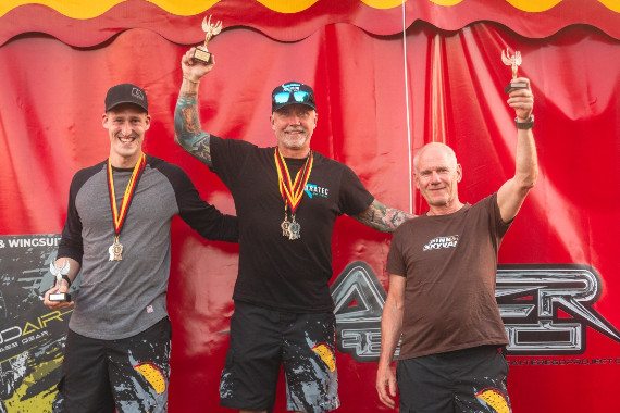 Siegerehrung Overall-Wertung: Felix Mauell - Tobias Koch - Dirk Höhne (vl)