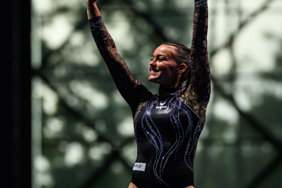 Im Gerätturnen gewinnt Emma Malewski (TU Chemnitz) mit ihrer Übung am Schwebebalken Bronze