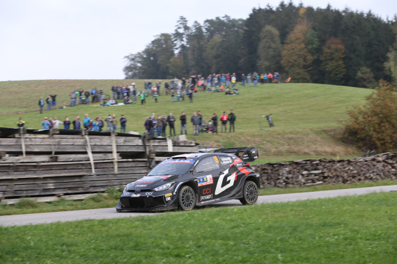 Die ausgewiesenen Zuschauerpunkte sorgen für beste Sicht und optimalen Service für Besucher