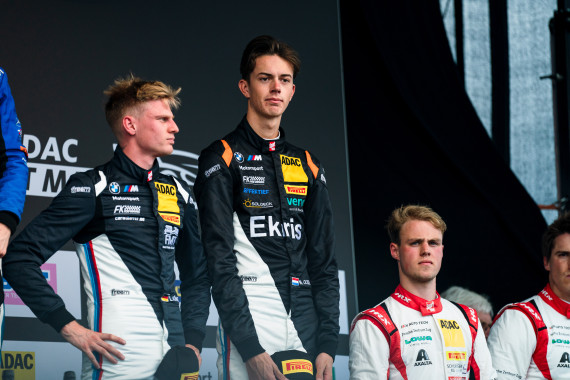 In der Meisterschaft bleiben Maxime Oosten und Leon Köhler in aussichtsreicher Position