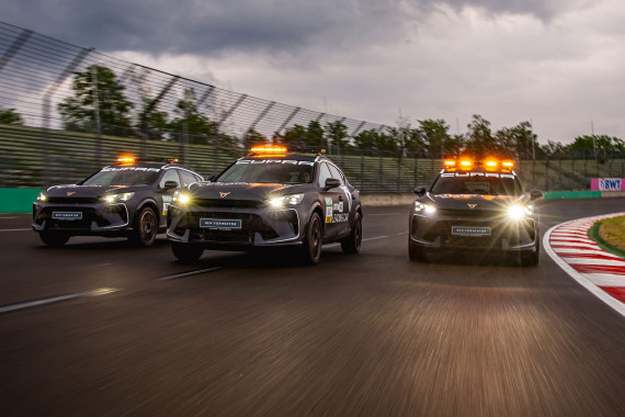 Der neue Cupra Formentor VZ gab am Dekra Lausitzring seine DTM-Premiere