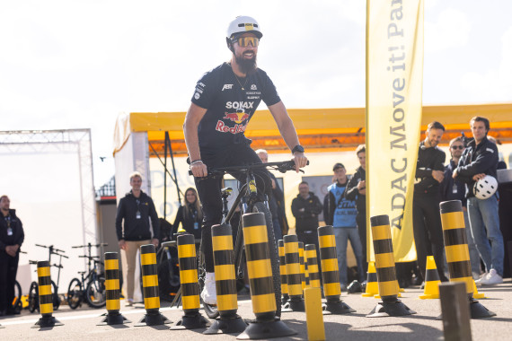 Nicki Thiim war schnellster DTM-Pilot auf dem Fahrrad
