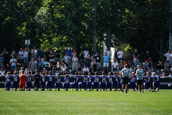 Porsche Fußball Cup 2025: FC Erzgebirge Aue lässt sich feiern