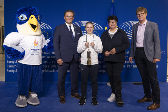 2025-06-06-Brüssel-Übergabe_5