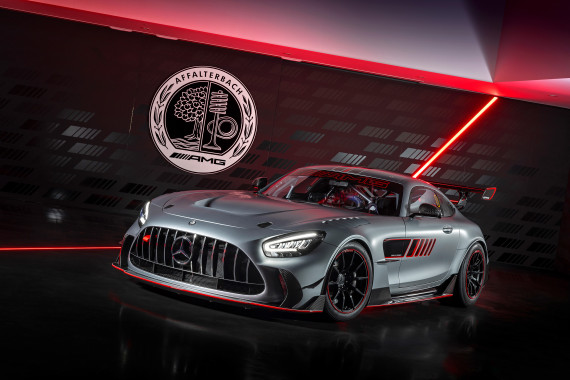 Renndebüt im Rahmen des ADAC GT Masters: Mercedes-AMG GT Track Series