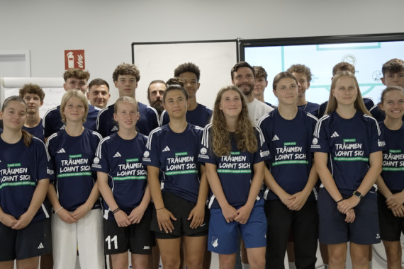 Footage vom Talk mit Jonas Hector, bei dem es u.a. über die Bedeutung mentaler Stärke im Profifußball ging.