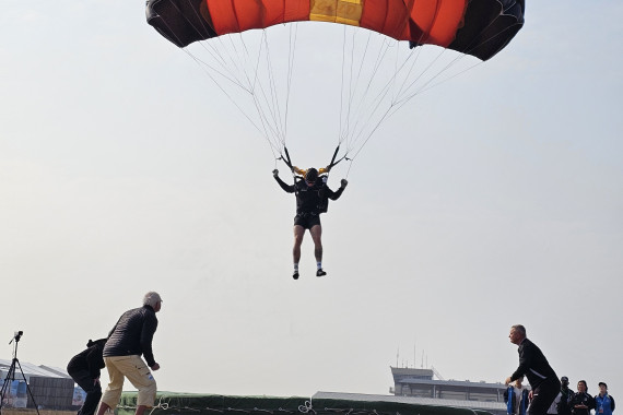 Elias Kammer beim Endanflug