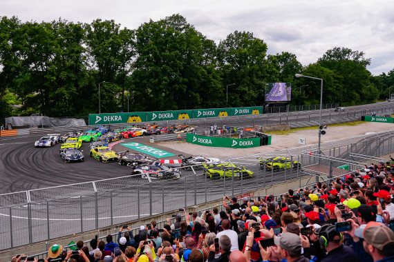 110.000 Besucher erlebten das DTM-Wochenende in Nürnberg