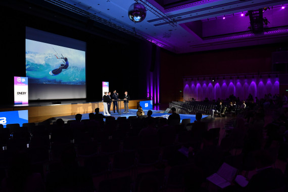 Sportbranche diskutiert KI im neuen Gipfel