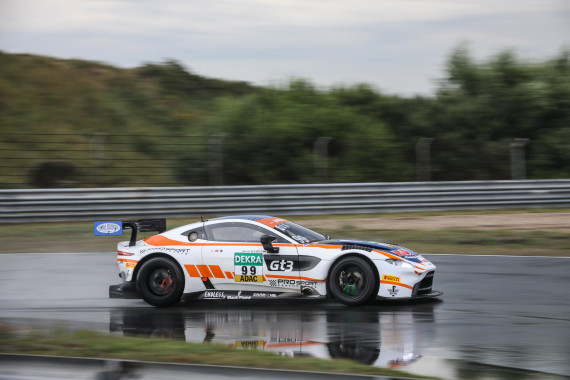 Zurück im ADAC GT Masters: Aston Martin Vantage GT3